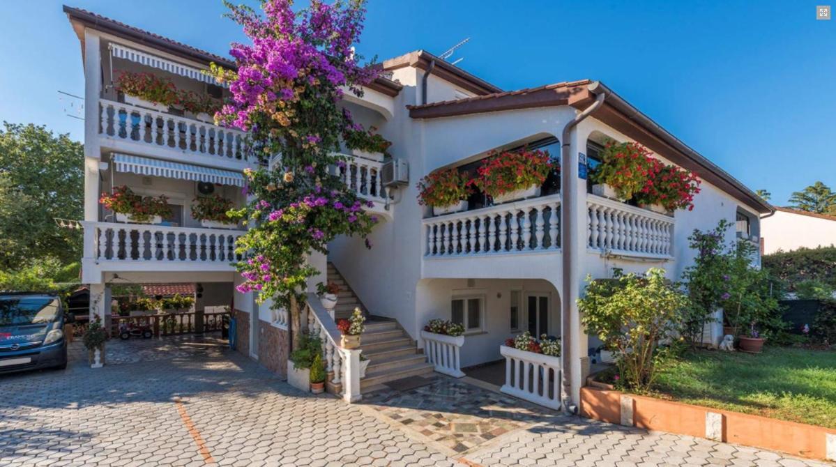 House Lucija Apartment Porec Bagian luar foto